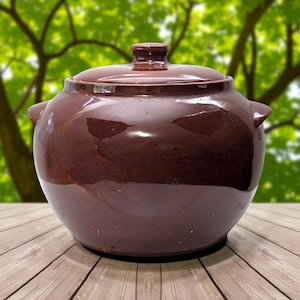 Vintage Watt Pottery Bean Pot: Brown Crock with Lid, Farmhouse Kitchen Decor
