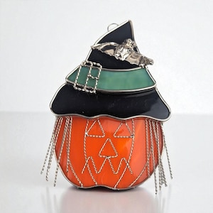 Vintage Stained Glass Jack O&#39; Lantern Suncatcher: Halloween Window Decor
