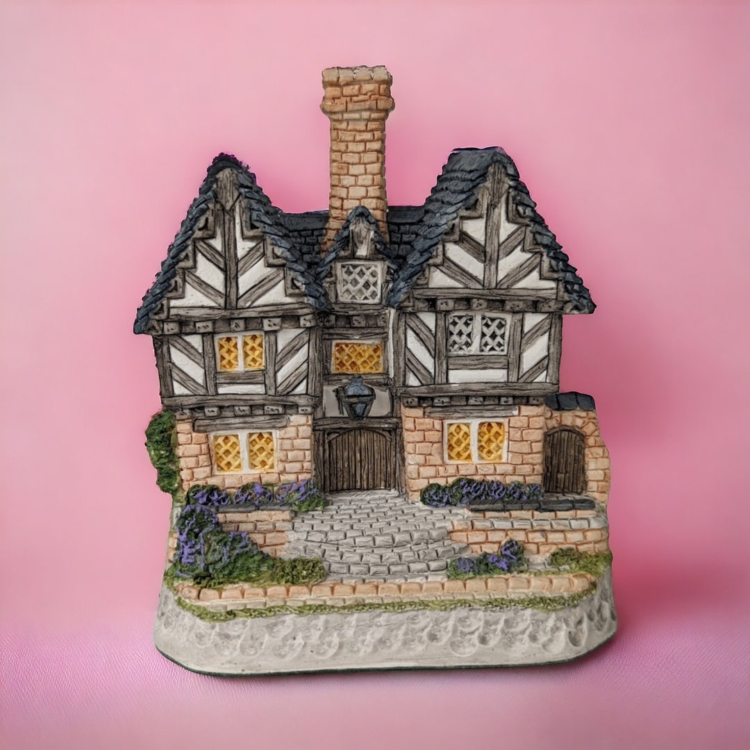 1993 David Winters Cottages Collection the Constabulary Figurine ...