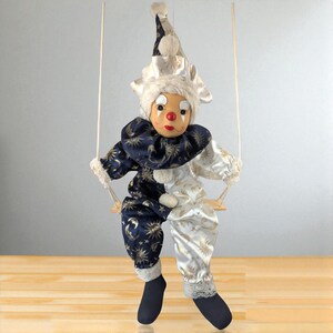 ヴィンテージ磁器ピエロ人形、ブランコに乗ったヴィンテージ