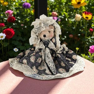 Handcrafted Teddy Bear: 1993 Beary Special Creations Collectible Plush