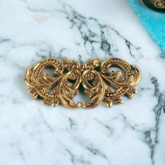 Vintage Gold Tone Filigree Metal Brooch