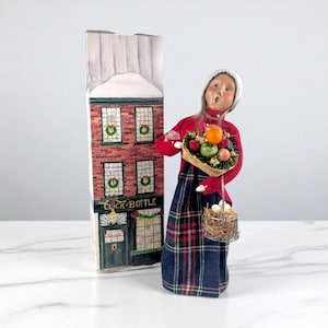 Vintage 1999 Byers Choice Caroler Woman Shopper Figure, Christmas Decor, Flawed