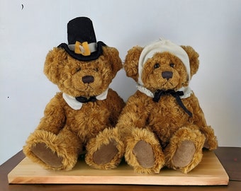 Vintage Russ Berie Plymouth und Mayflower Thanksgiving-Teddybären