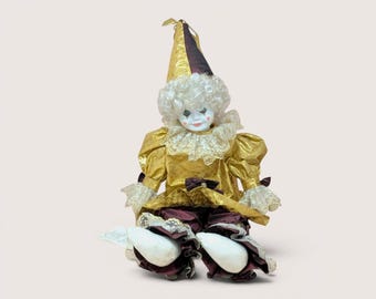Vintage 1990 Goebel Betty Jane Carter Gold Dust Musical Porcelain Doll