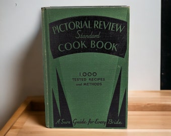 1931 Pictorial Review Standard Cookbook, couverture rigide