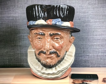 Royal Doulton Toby Jug « Beefeater » 6206 (6,5 po. de haut)