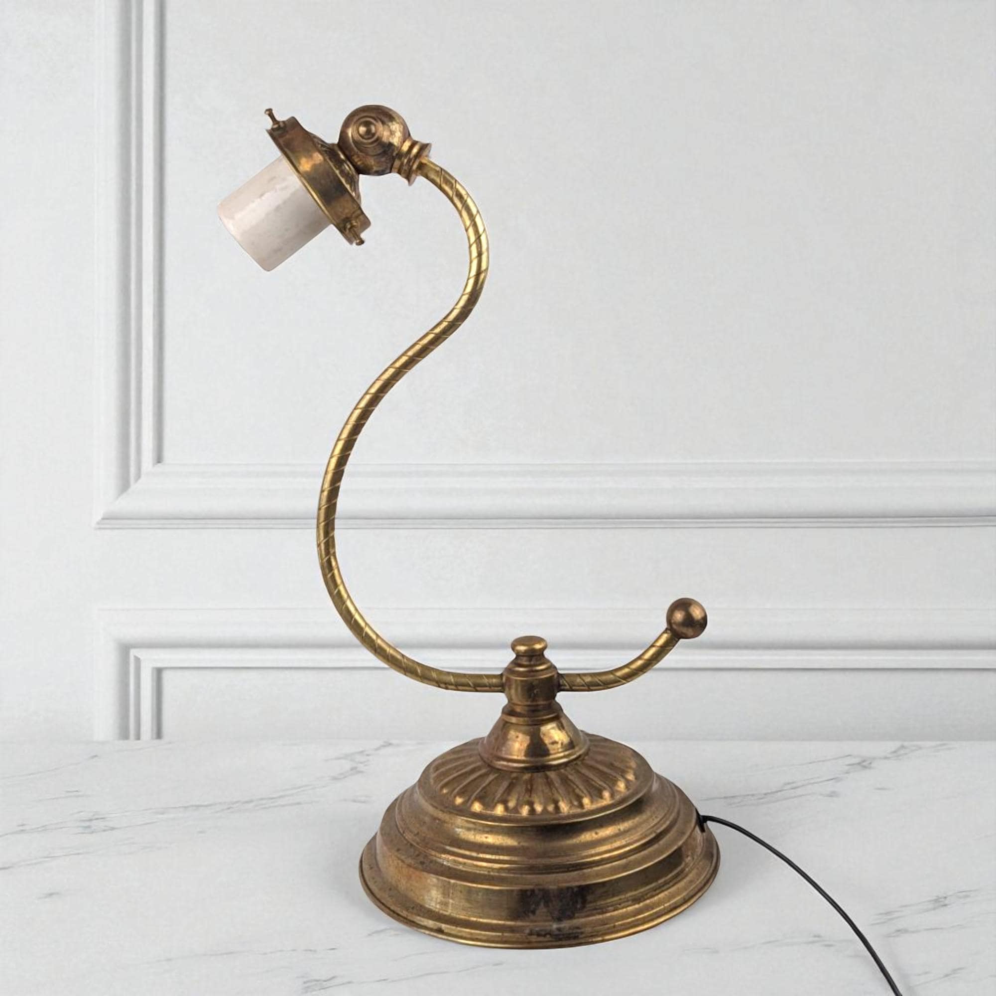ヴィンテージ真鍮S字カーブテーブルランプ：13インチ装飾デスクライト