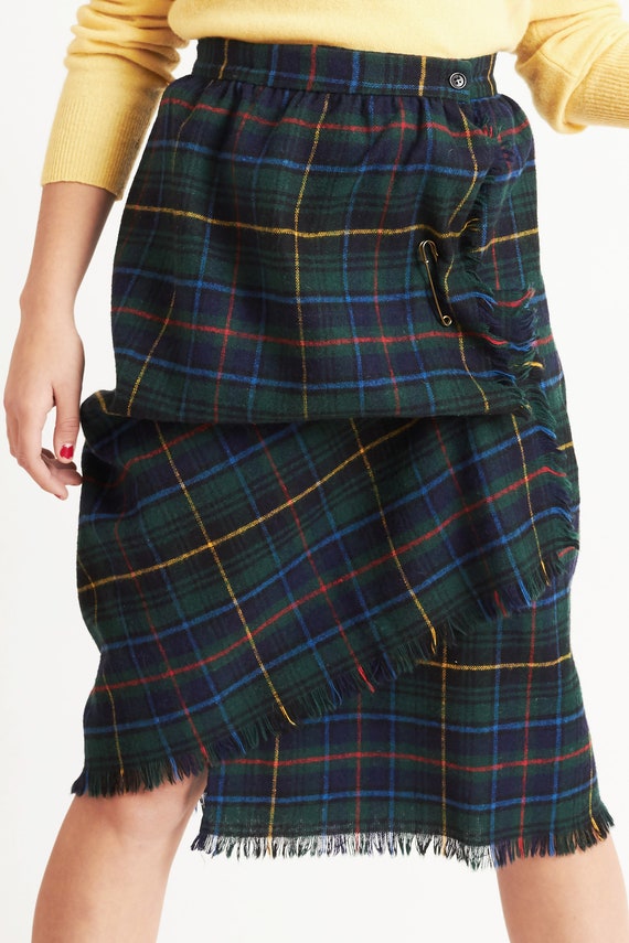 Tartan Plaid Wool Wrap Skirt with Horse Clip Clos… - image 4