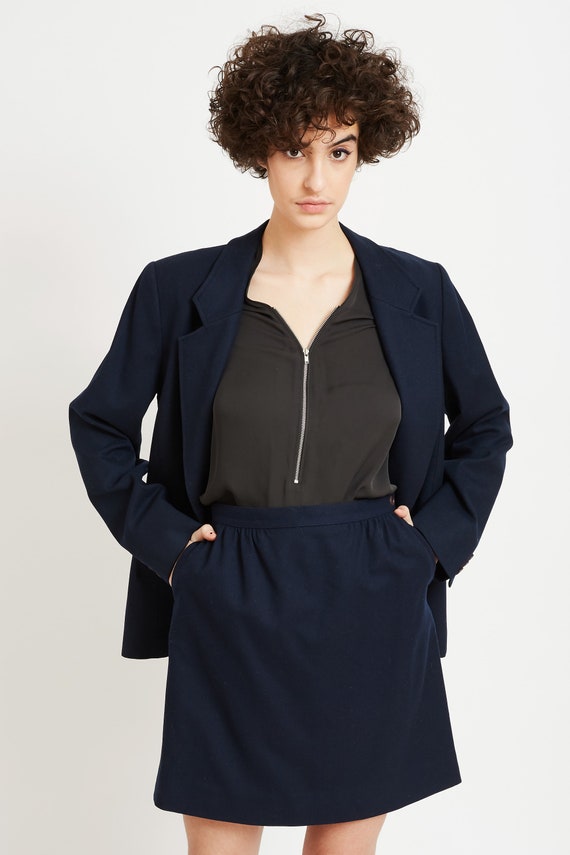 Pendelton Wool Suit Set w/ Mini Skirt and Blazer - image 4
