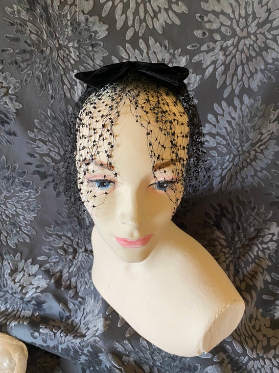 Black velvet fascinator hat