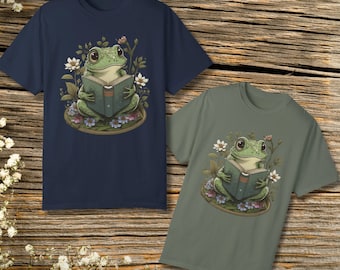 Cottagecore Frog Booklover Unisex T-shirt, Frog nature t-Shirt, vintage frog lover shirt, trendy t-shirt