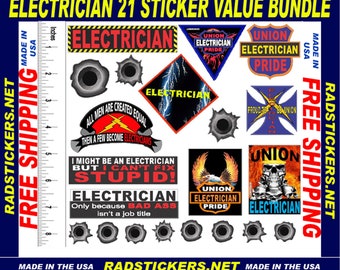 Könnte beinhalten: Ein Set mit 21 Aufklebern zum Thema Elektriker. Die Aufkleber zeigen verschiedene Designs, darunter einen Totenkopf, Blitze und die Worte "Union Electrician Pride". Die Aufkleber sind auf weißem Papier gedruckt und werden in den USA hergestellt.