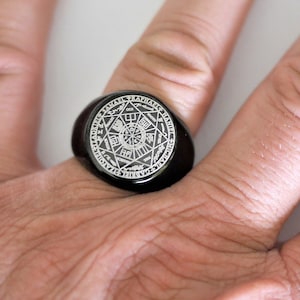 Anillo de Sello de los 7 Arcángeles – Sello de Protección Divina, Amuleto Mágico, Anillo Esotérico Negro, Regalo Original, Esoterismo, Anillo