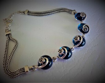 Bracelet: blue chalcedony and 925 Sterling Silver