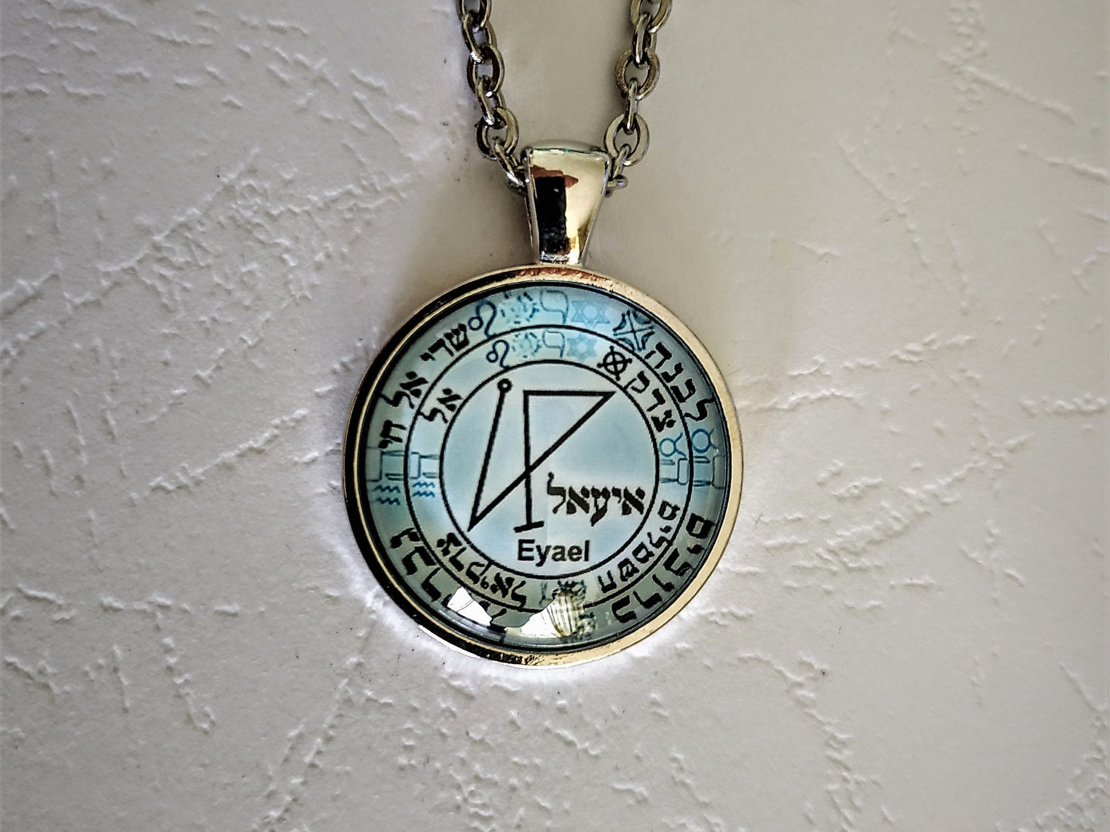 Sceau Magique De L Ange Eyael Amulette De Etsy
