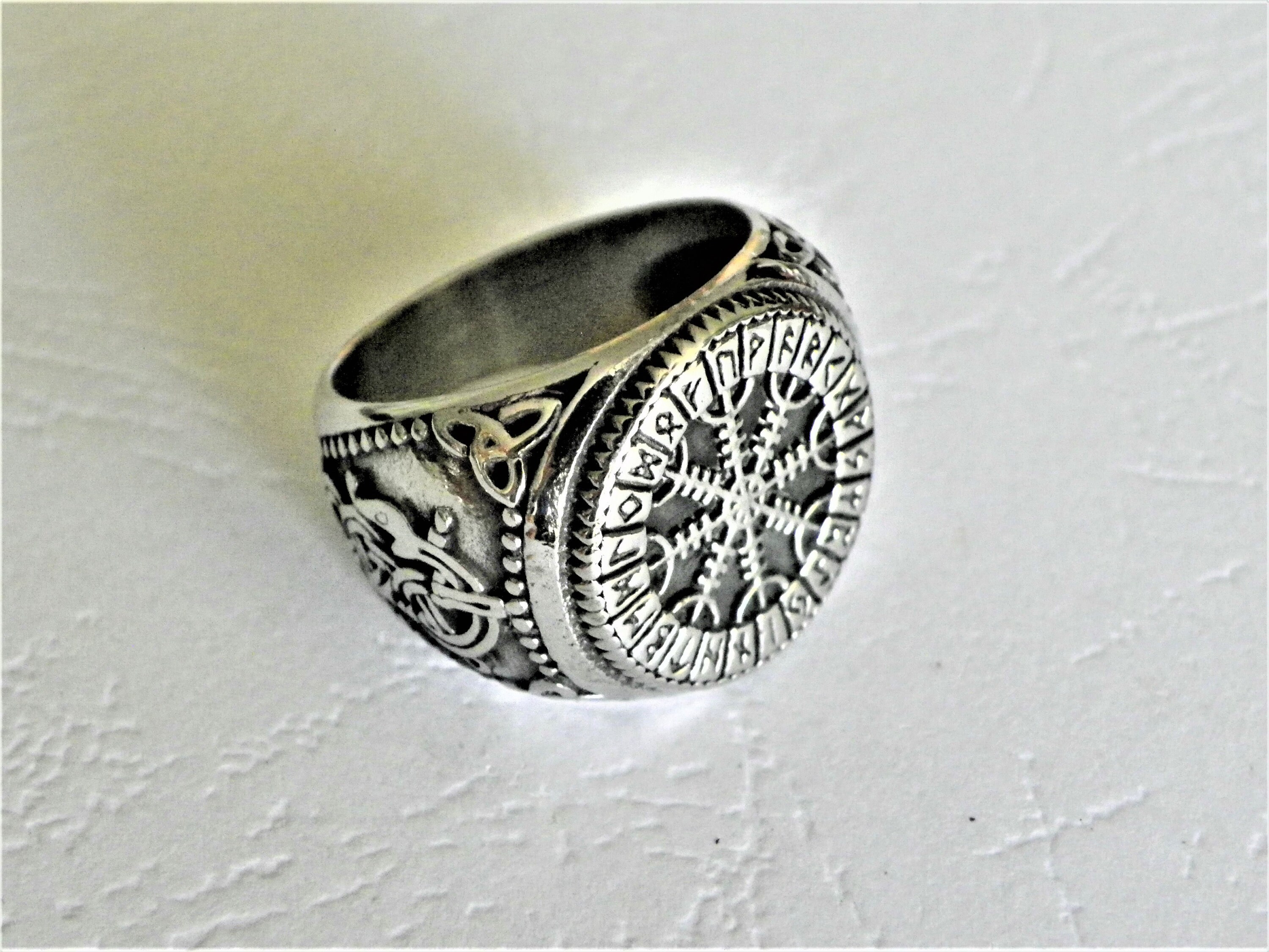 Bague Chevalière Vintage Argentée Obsidienne - Taille 57 | Bijou Fantaisie Style Ancien