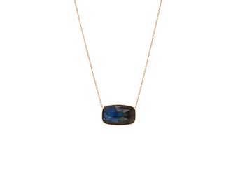 Single Labradorite Stone on 14K Yellow Gold Chain