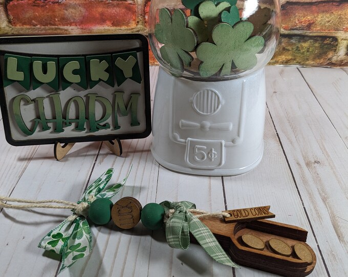 St. Patricks Day Tiered Tray Scatter or Jar Filler with Scoop and Garland