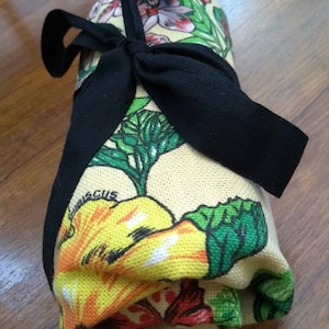 Handmade Double Fabric Pencil Roll, Pencil Case, Pencil Wrap, Pencil Organizer, Roll-Up Pencils, Brushes, Markers and Pens.