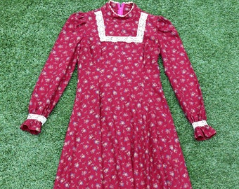 Vestido vintage de los años 70, vestido estilo pradera de los años 70, talla 8, vestido floral burdeos de los años 70, estilo Gunne Sax, estilo cottagecore, vestido floral de los años 70