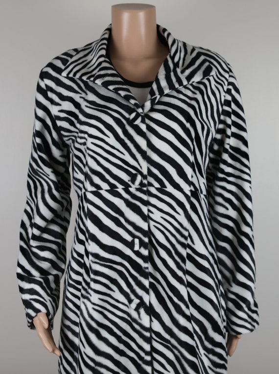 Vintage 90s Zebra Print Trench Coat, Size 14 Ladi… - image 3