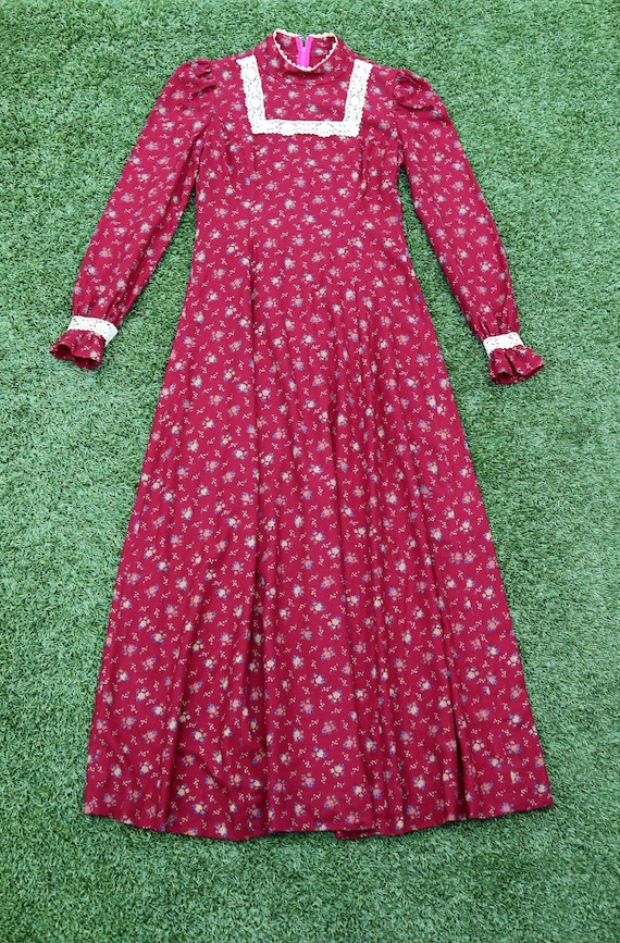 Vintage 70s Dress, 70s Prairie Dress, Size 8, 70s Burgundy Floral Dress, Gunne Sax Style, Cottage Core, Cottagecore, 1970s Floral Dress
