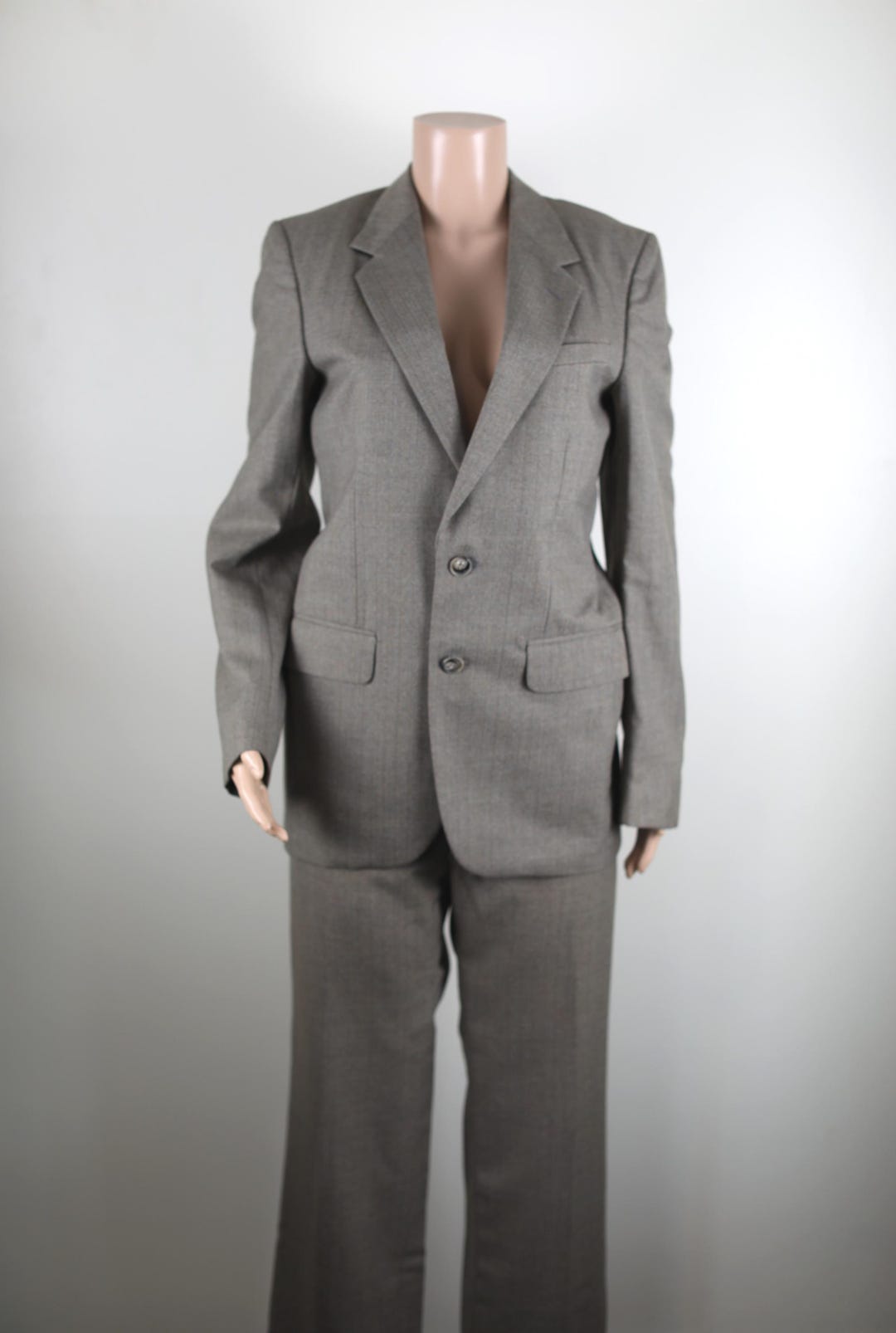 ヴィンテージ70年代スーツ、レディースサイズ12～14、70年代グレー