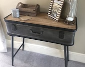 Industrial Console Table Vintage Hallway Furniture Rustic Wood Side Cabinet Storage Entryway Low Sideboard Retro Style Lamp Stand Metal Leg