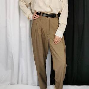 SAMPLE SALE Handmade Beige 100% Wool Pants for Women Size XS, Waist 28&quot;, Spring Summer Tailored Trousers, Tapered, High Waisted, Pleated Cut