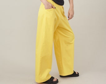 Effortless Style and Custom Comfort: Women's Summer Pants with Wide Leg Cropped Cut