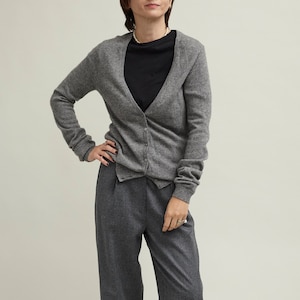 Vintage Cashmere Cardigan for Women Size XS, Grey V-Neck Cardigan FTV1034