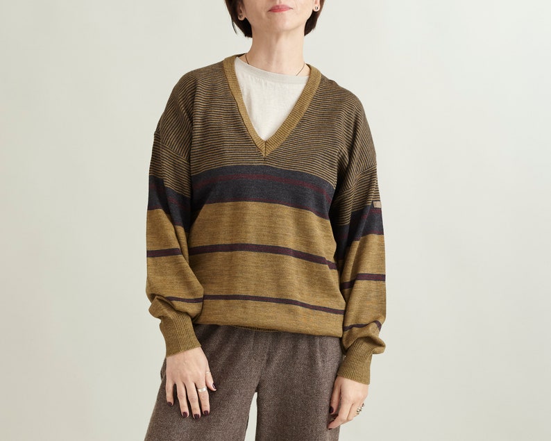 Vintage Wool V-Neck Sweater Size L Mustard Unisex Wool Sweater FTV1180 image 1