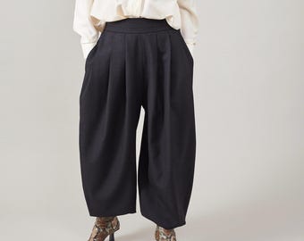 100% Wool Balloon Pants for Women, High Waisted Black Hakama Trousers