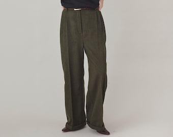 80s 90s High Waist Pleated Oatmeal Cream Wool Trousers | High Rise