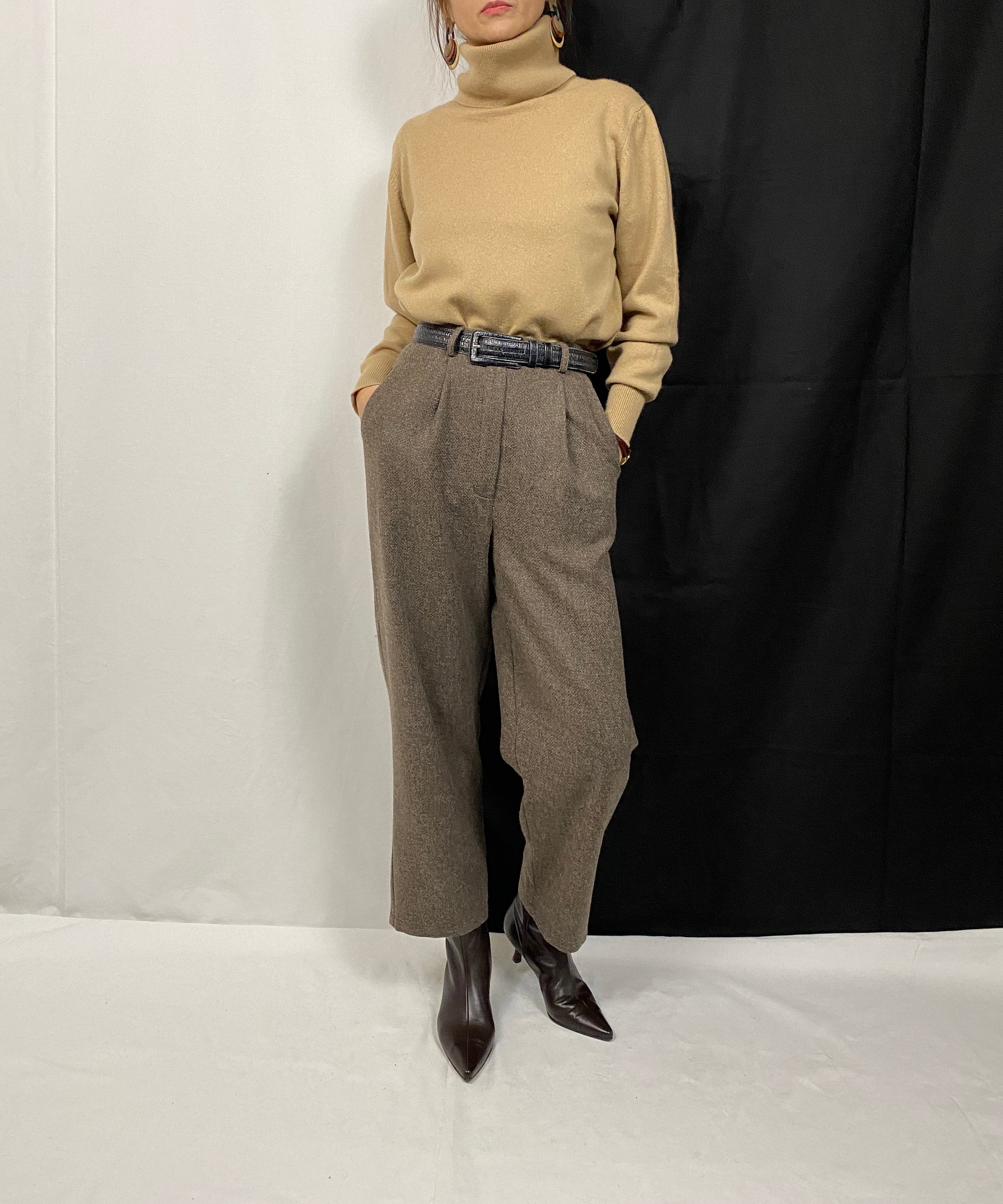 Wool Tapered Pants 