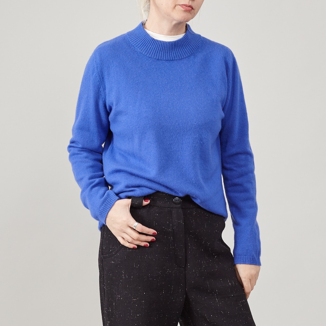 Vintage 100% Cashmere Sweater for Women Size S - M, Deep