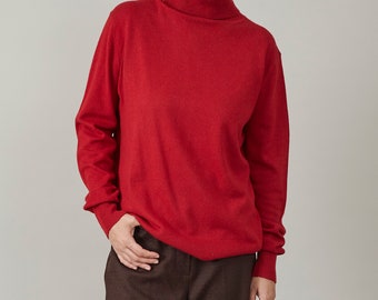 Vintage Red Turtle Neck Sweater | Cashmere Silk Blend | Cherry Red | Size S-M | Timeless Elegance FTV2038