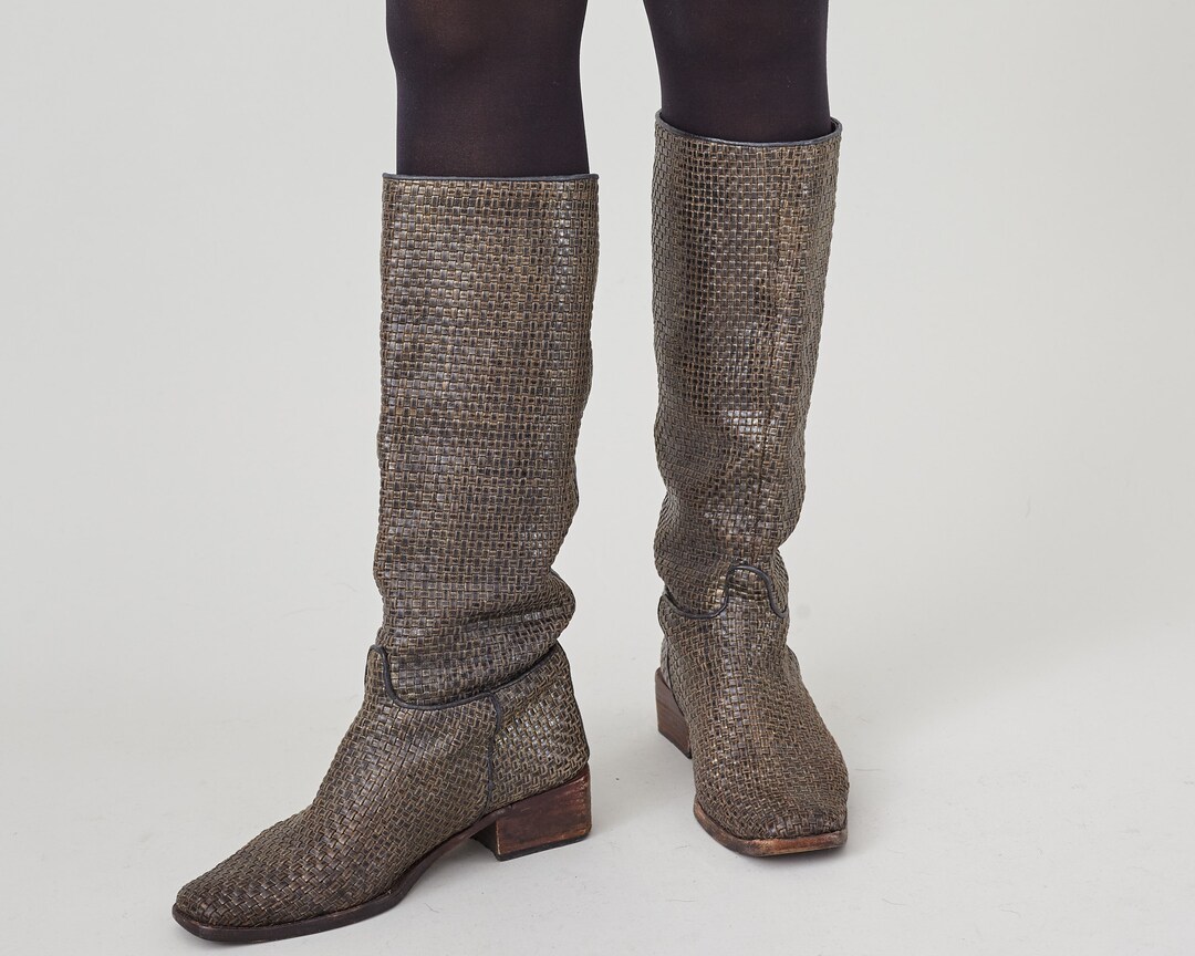 Vintage Brown Leather Boots (7)