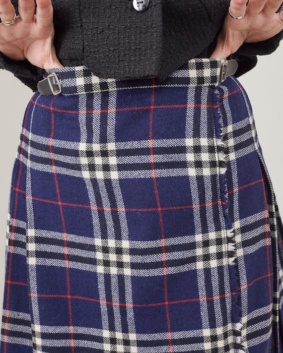 Jupe mi-longue tartan en laine vintage XS écossais bleu marine