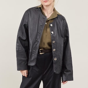 Vintage Black Leather Jacket Women Size S, Minimalist Design, Fitted Cut from the 90&#39;s, Spring - Fall Outerwear