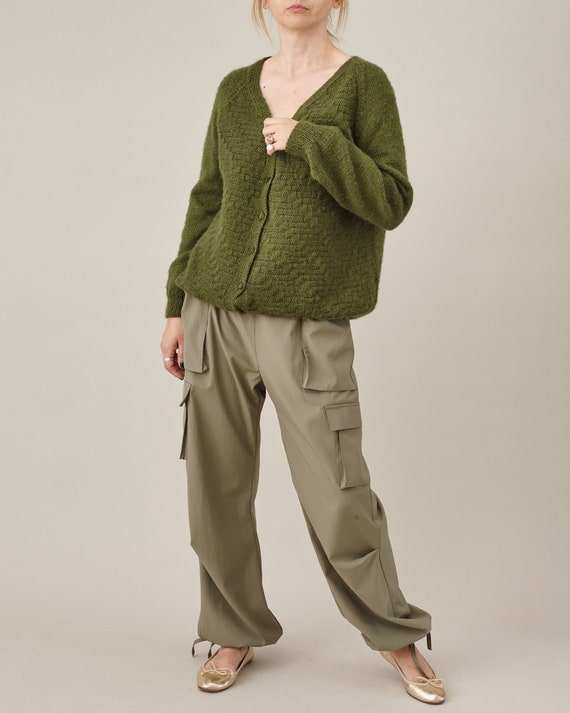 Vintage Hand Knitted Wool Cardigan in Moss Green … - image 9