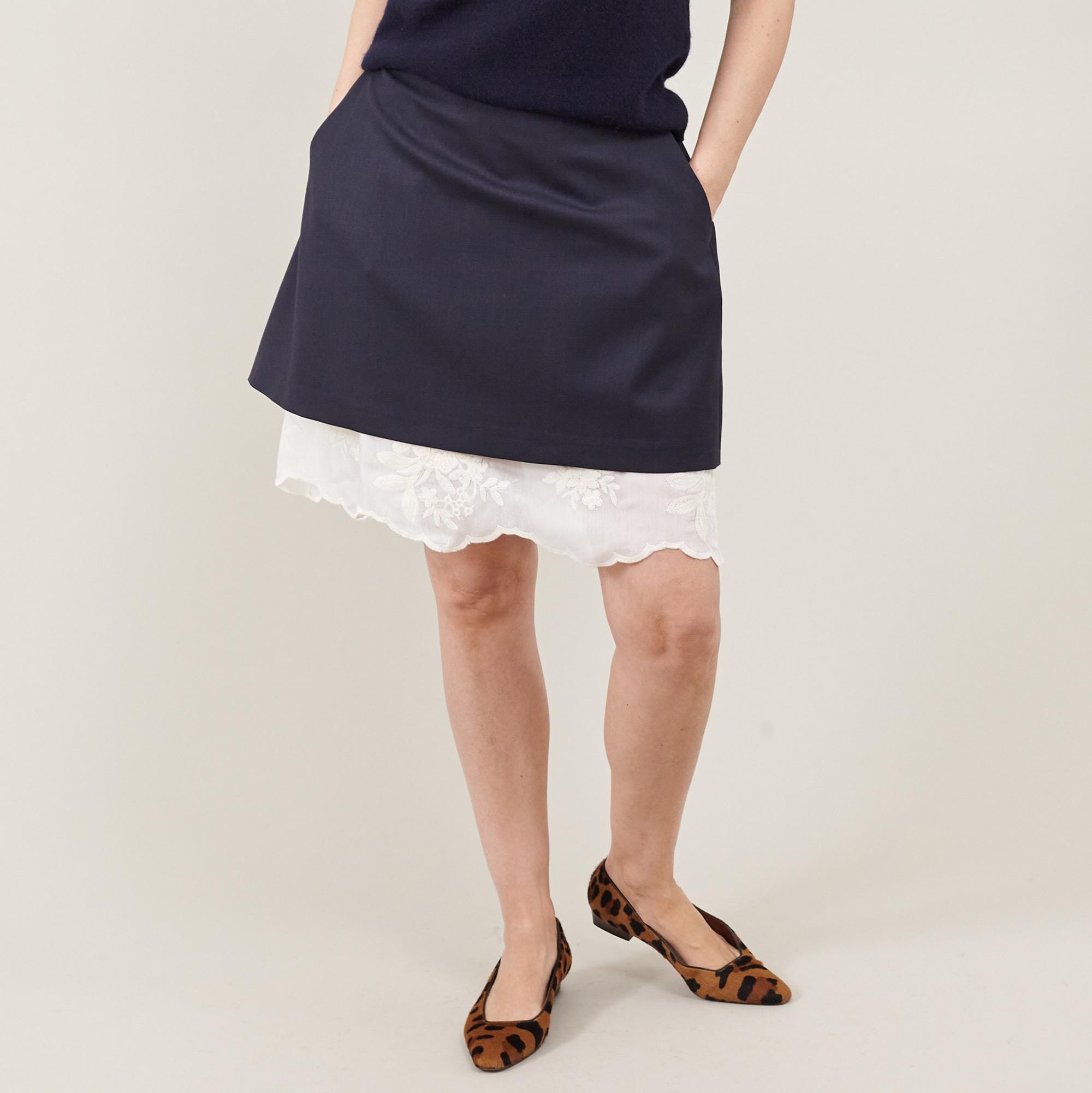 Jupe Noire Asymétrique En Dentelle Et Coton Avec Franges - Taille S (Juniors), Longueur Au-dessus Du Genou - Occasion Très Bon état