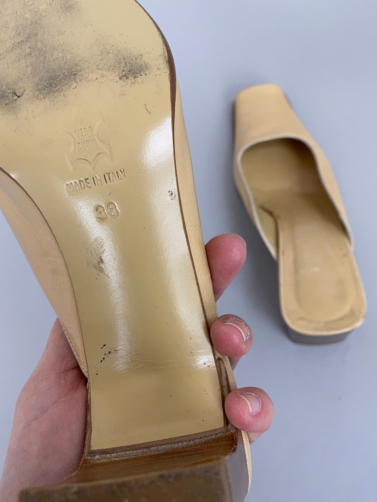 flat square toe mules