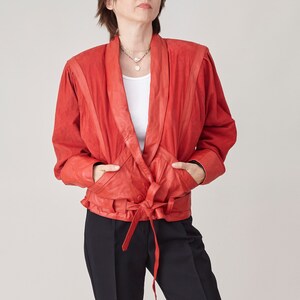 veste en cuir rouge vintage pour femme, taille S - L | Blouson aviateur en cuir souple avec lien à la taille FTV1895