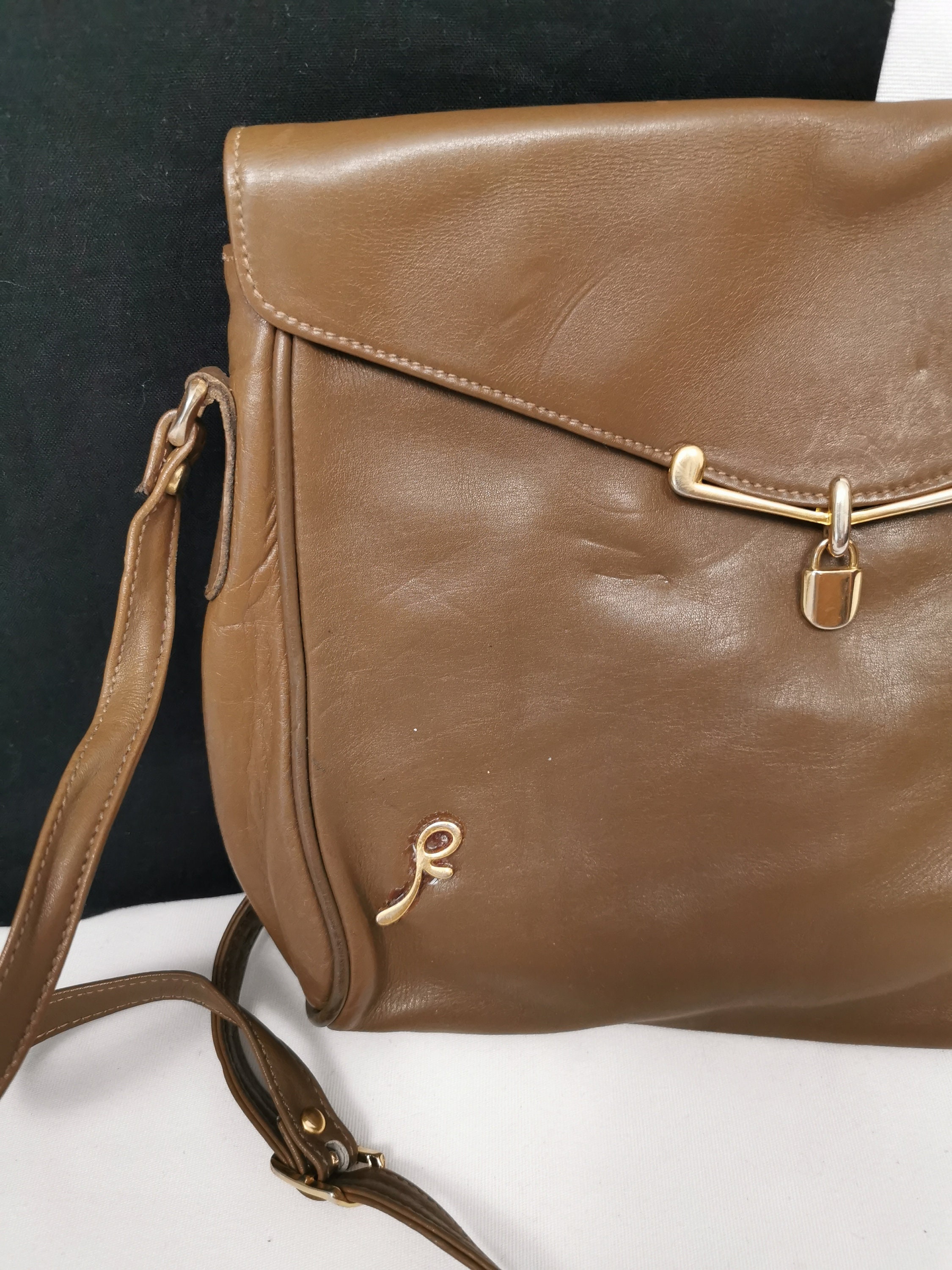 Vintage Beige Leather Shoulder Bag FTV425 Etsy