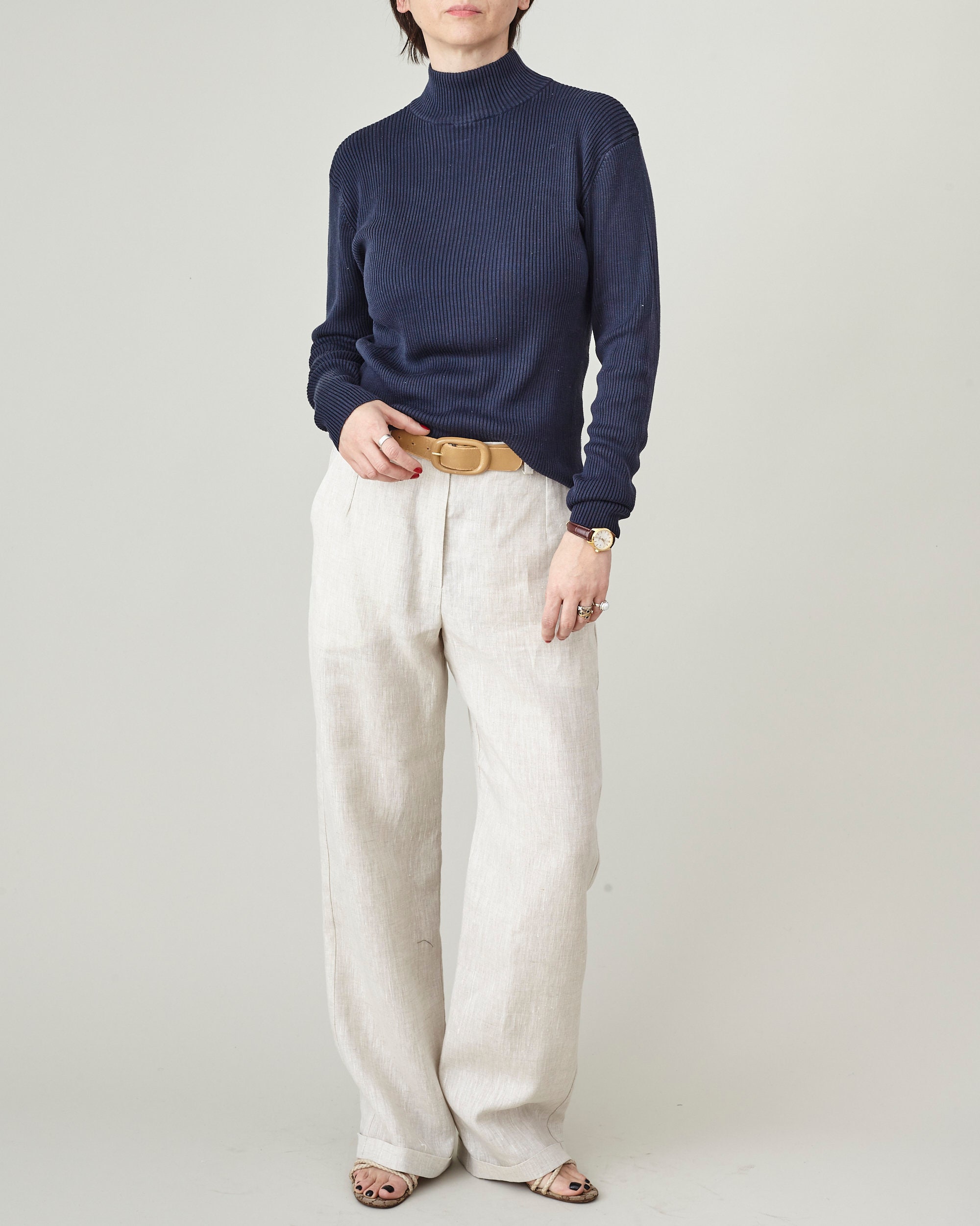 Handmade Chic Linen Pants for Women: Mid-rise, Relaxed