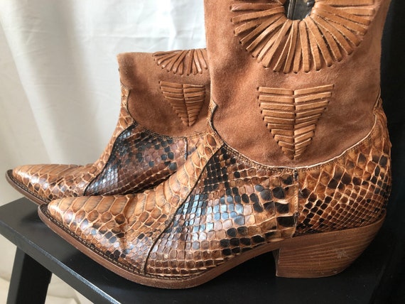 Vintage Cowboy Boots 8 Python Leather 