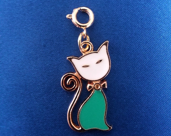 Green & White Enamel Kitty Cat Bracelet Charm Gold Plated Charms Necklace Pendant Earring Jewelry Zipper Pulls Earrings Craft Projects