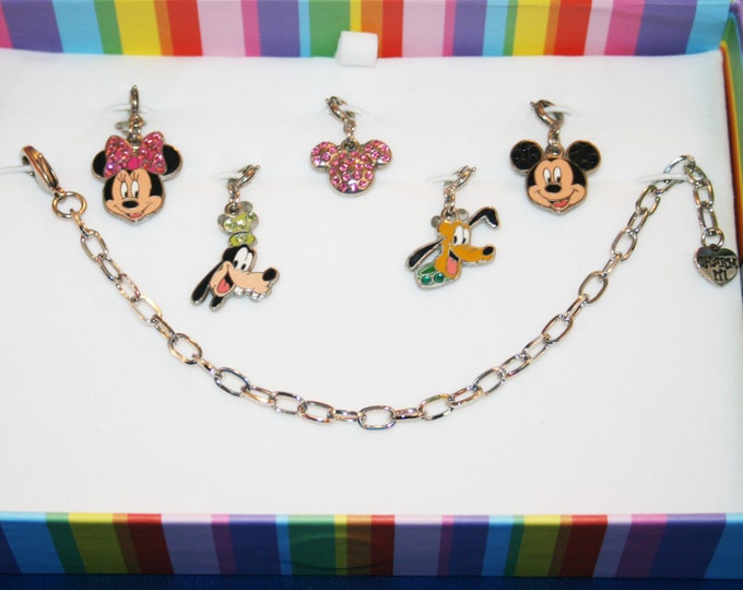 Disney Bracelet & 5 Charms Mickey Minnie Goofy Pluto Icon Mickey Charms